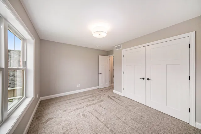 $695,000 | 5182 Grande View Lane, Jackson, MI 49201