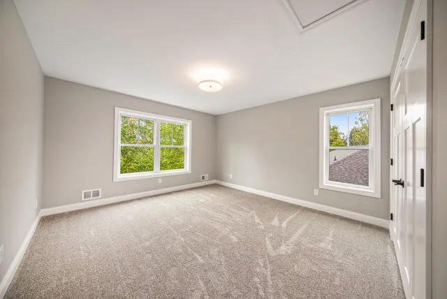 $695,000 | 5182 Grande View Lane, Jackson, MI 49201