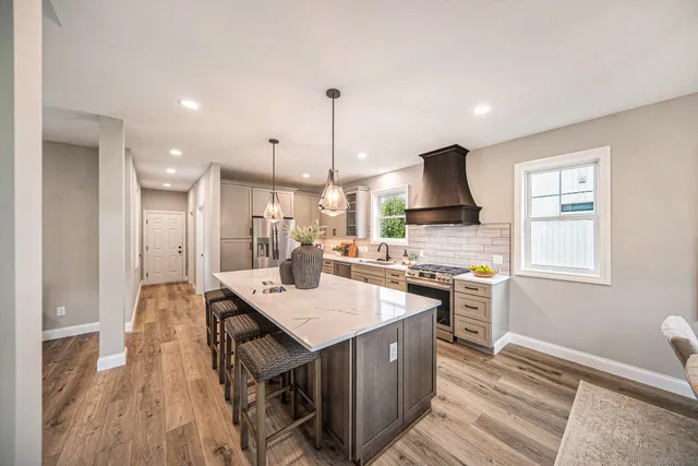 $695,000 | 5182 Grande View Lane, Jackson, MI 49201