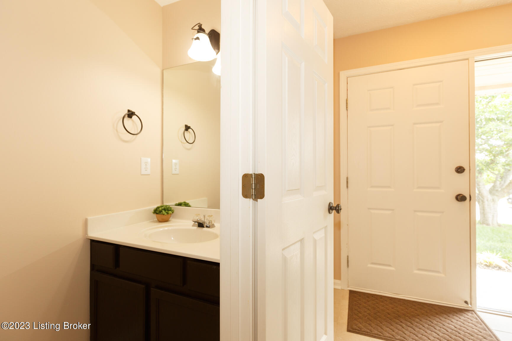8317 Adams Run Road Louisville, KY 40228 - Photo 7 of 46 8317 Adams Run-7