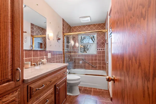 $315,000 | 1035 East Kimberly Avenue, Kimberly, WI 54136