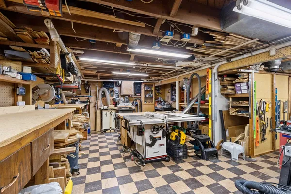 $315,000 | 1035 East Kimberly Avenue, Kimberly, WI 54136