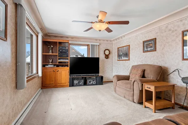 $315,000 | 1035 East Kimberly Avenue, Kimberly, WI 54136