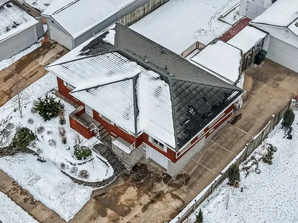 $315,000 | 1035 East Kimberly Avenue, Kimberly, WI 54136