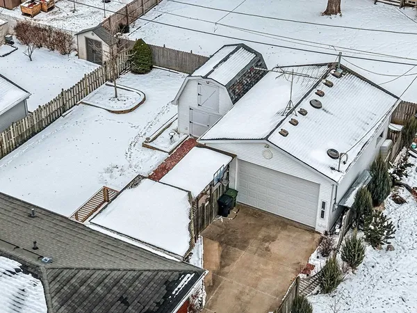 $315,000 | 1035 East Kimberly Avenue, Kimberly, WI 54136