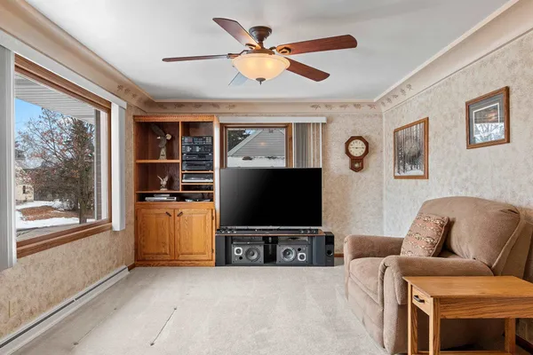 $315,000 | 1035 East Kimberly Avenue, Kimberly, WI 54136