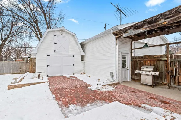 $315,000 | 1035 East Kimberly Avenue, Kimberly, WI 54136