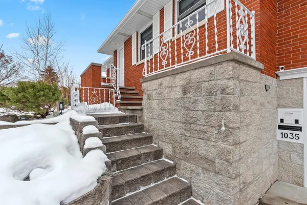 $315,000 | 1035 East Kimberly Avenue, Kimberly, WI 54136
