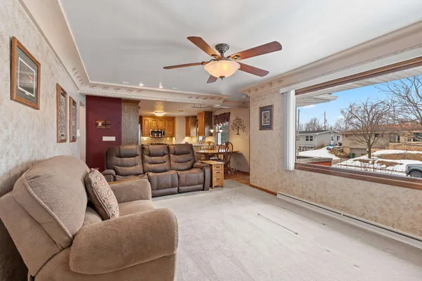 $315,000 | 1035 East Kimberly Avenue, Kimberly, WI 54136