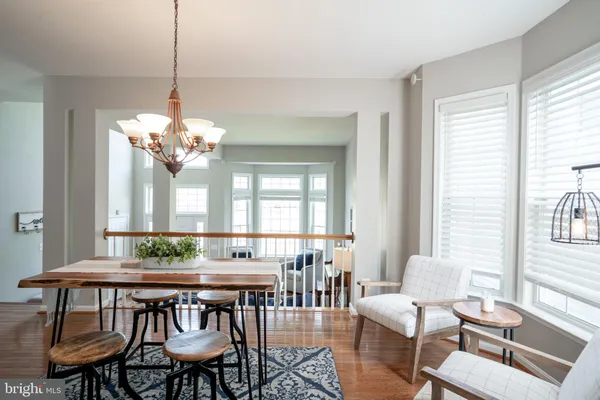 $979,900 | 25316 Herring Creek Drive, Chantilly, VA 20152