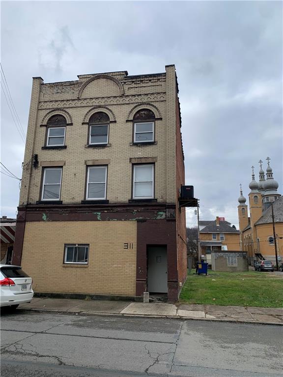 311 Helen Street McKees Rocks, PA 15136 - Photo 1 of 16 Gallery Image 1