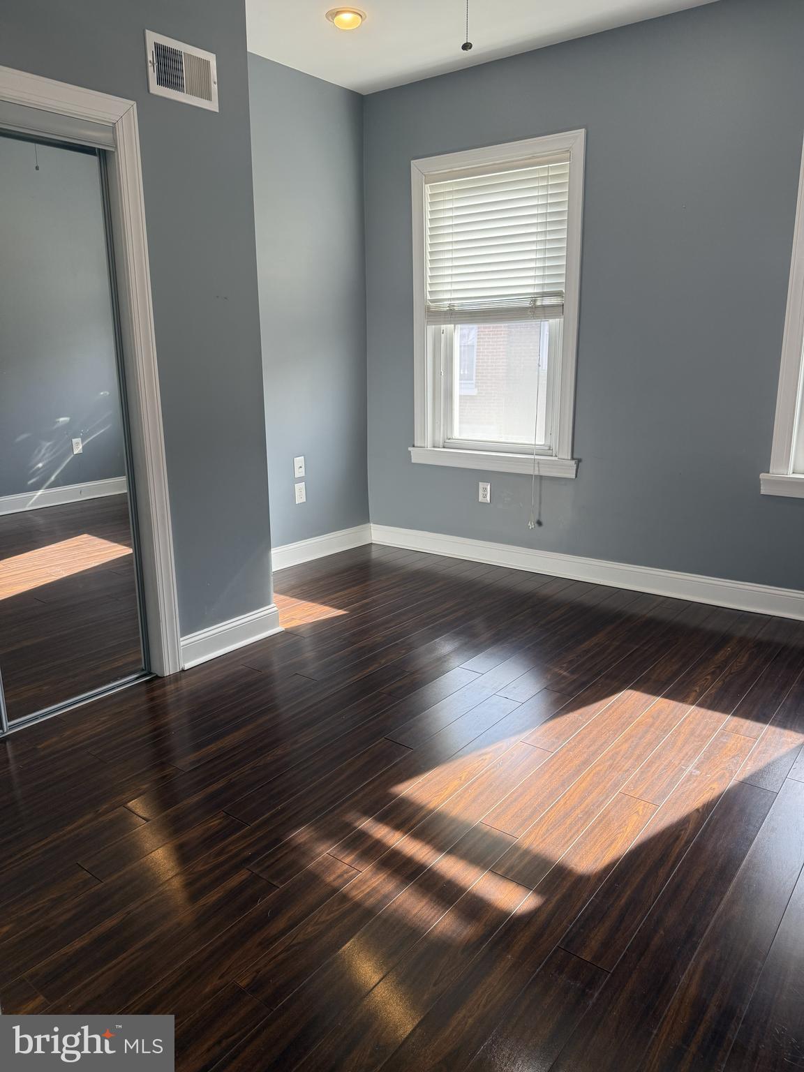 347 Durfor Street Philadelphia, PA 19148 - Photo 11 of 18