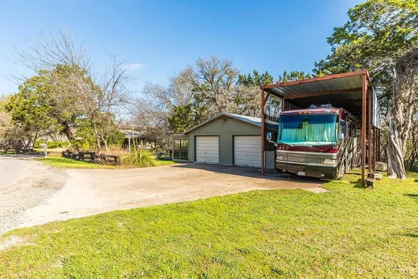 $699,900 | 224 Mohon Drive, Whitney, TX 76692