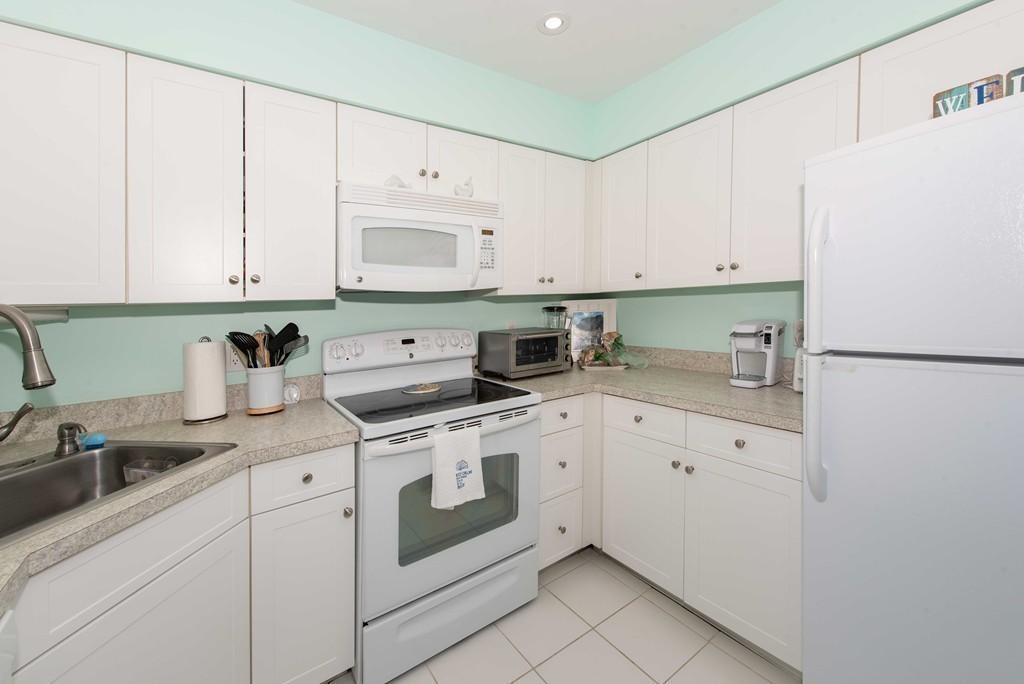 100 Rosemary Way, Unit 210 Needham, MA 02494 - Photo 6 of 22