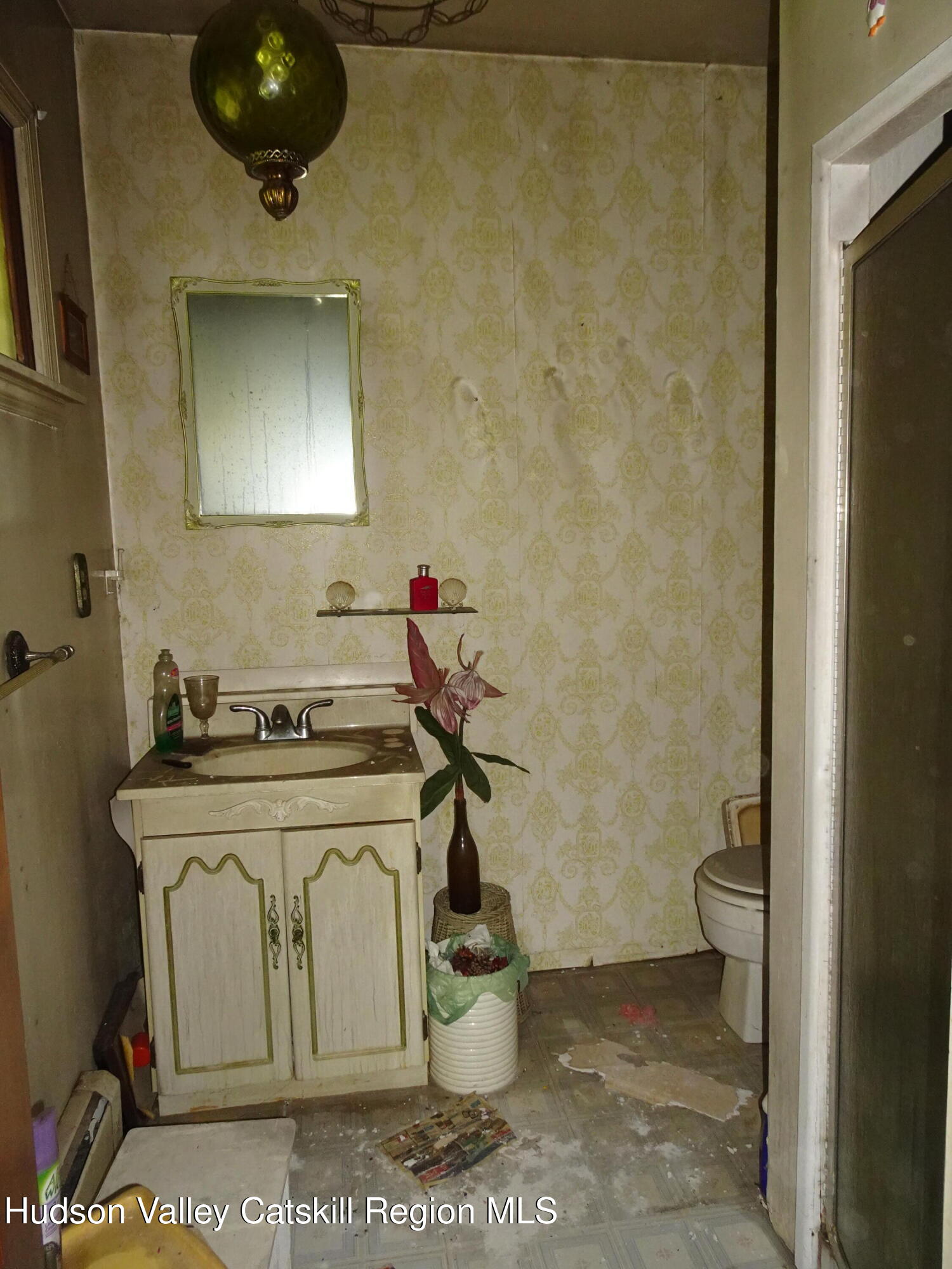 7 Old County Rte 27 Craryville, NY 12521 - Photo 21 of 39 a utility room with dryer and washer