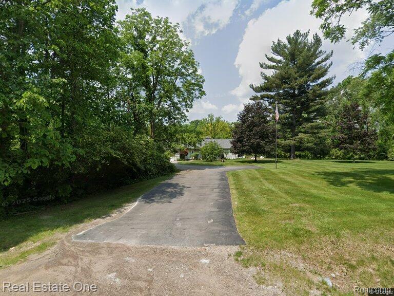 10292 Washburn Road Goodrich, MI 48438 - Photo 1 of 1