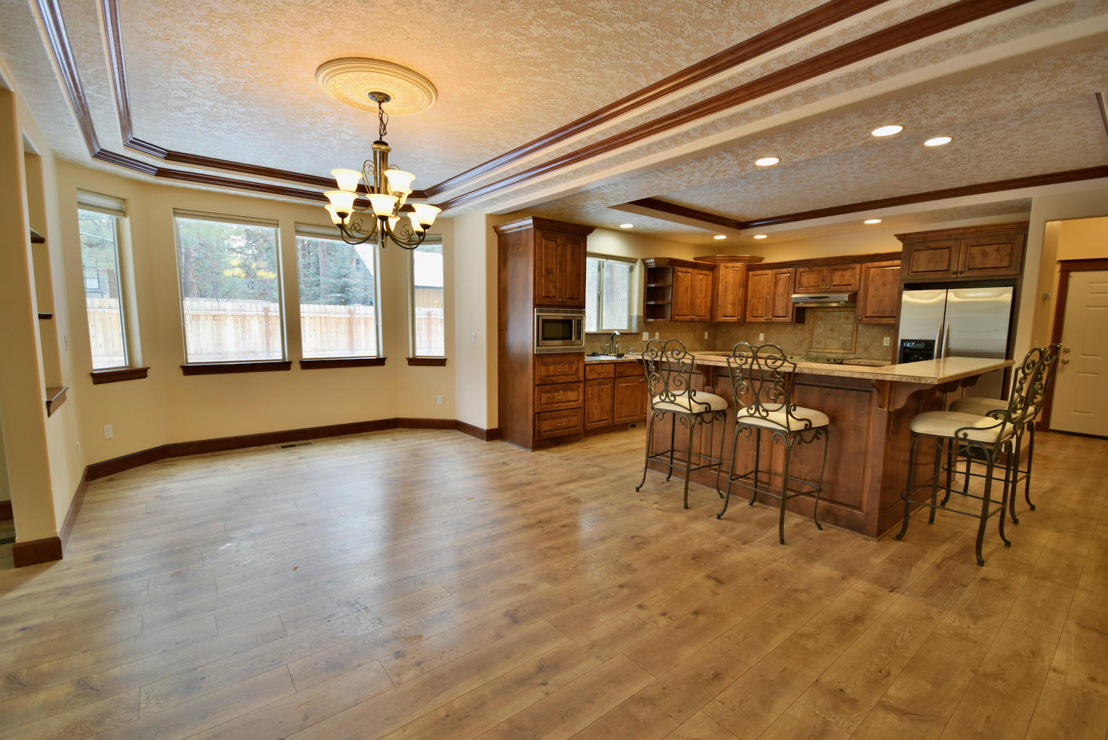 59985 Navajo Road Bend, OR 97702 - Photo 10 of 43 DSC_0006