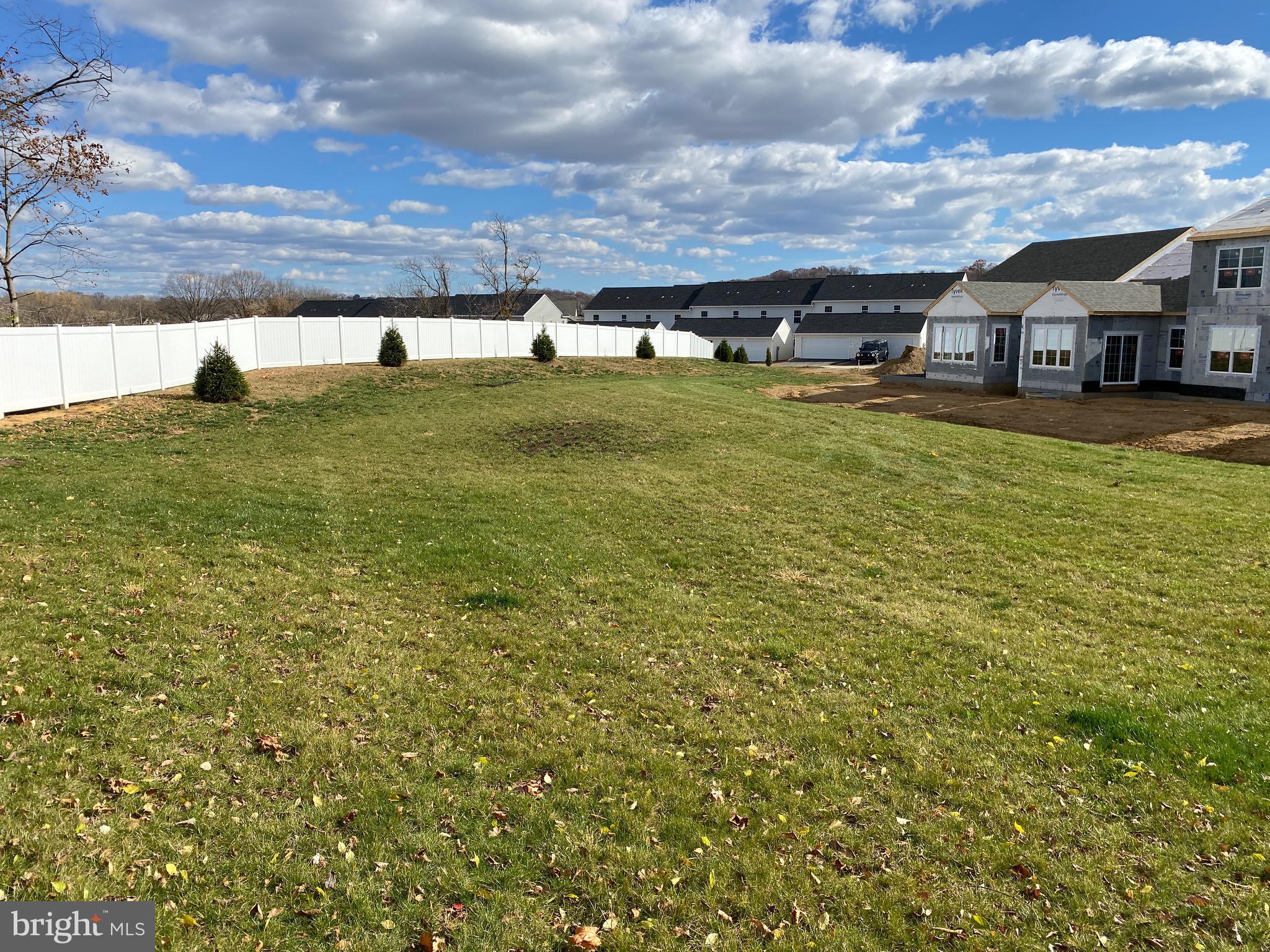 441 Azalea Alley Lititz, PA 17543 - Photo 4 of 9 Gallery Image 4