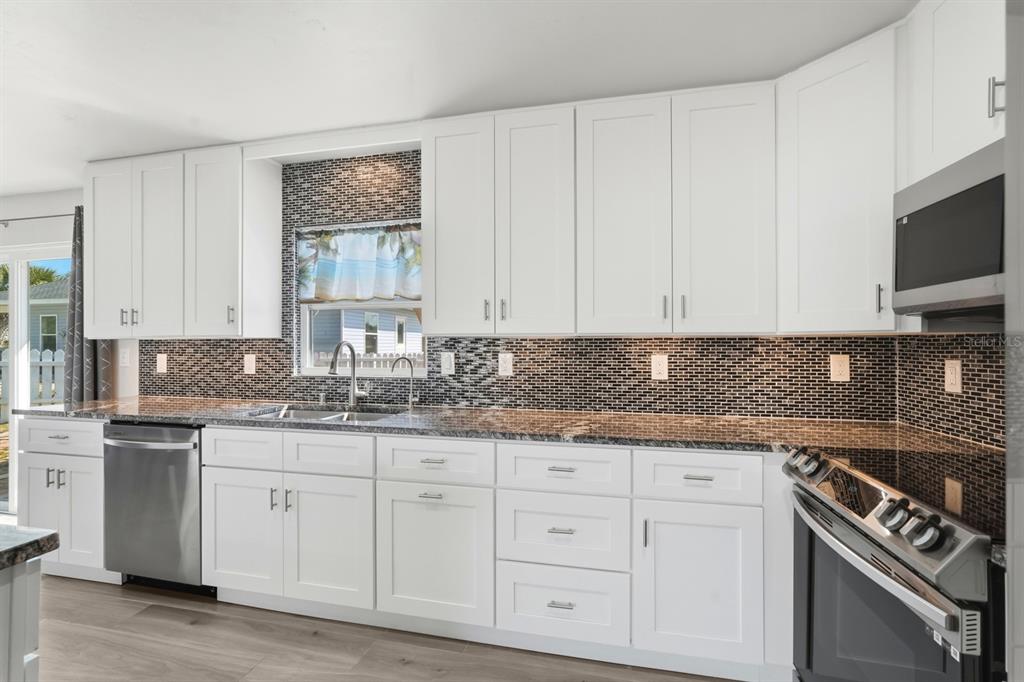 364 Palm Circle Flagler Beach, FL 32136 - Photo 11 of 36