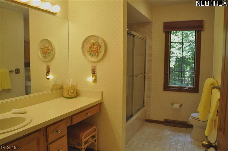 801 Hanover Road Gates Mills, OH 44040 - Photo 17 of 22 Gallery Image 17