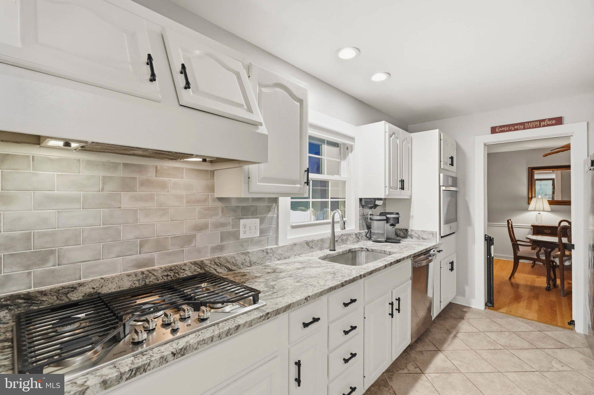 3202 North Chatham Road Ellicott City, MD 21042 - Photo 13 of 62 Modern kitchen with elegant finishes
