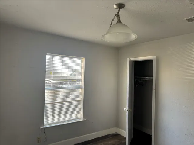 $1,500 | 4511 South Main Street, Stafford, TX 77477
