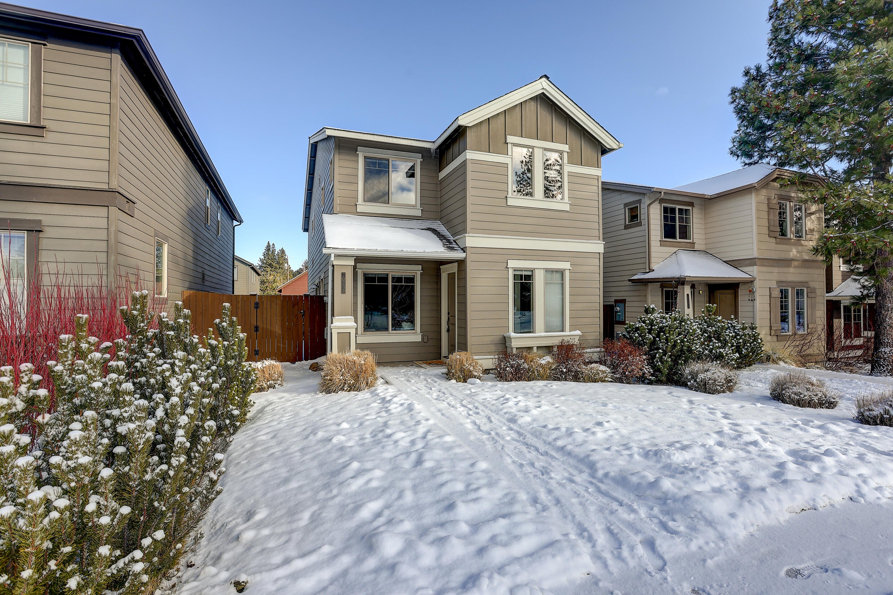 20248 Badger Road Bend, OR 97702 - Photo 1 of 36 20248 Badger Road MLS-39