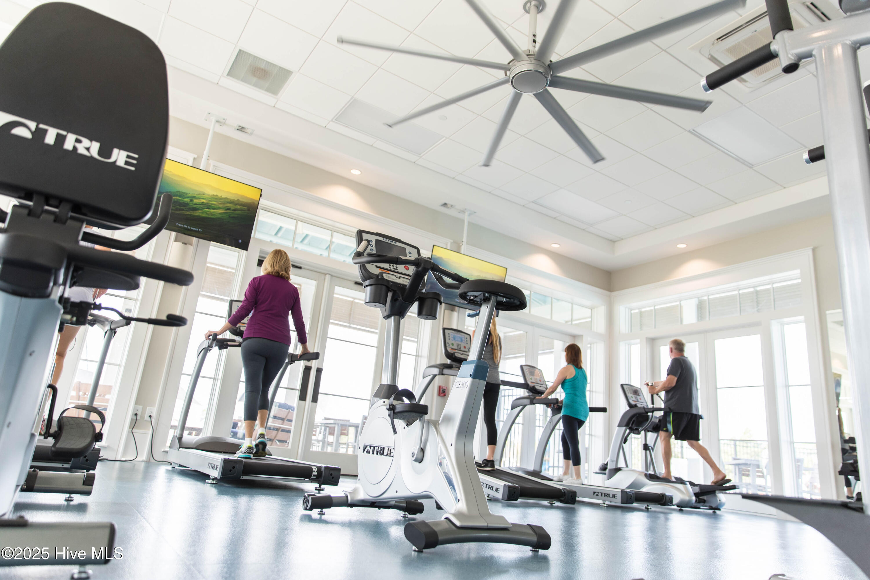 5704 Moonshell Loop Wilmington, NC 28412 - Photo 7 of 23 Lakehouse fitness center