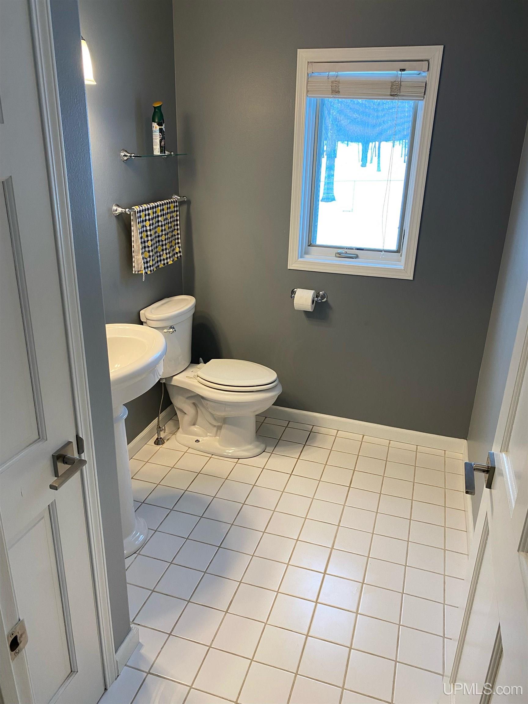 7743 Tipperary Road Gladstone, MI 49837 - Photo 18 of 28 Gallery Image 18