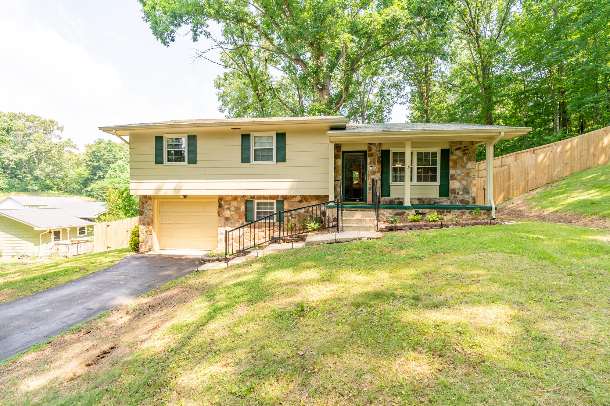 659 Clift Road Soddy Daisy, TN 37379 - Photo 1 of 48 659clift-29
