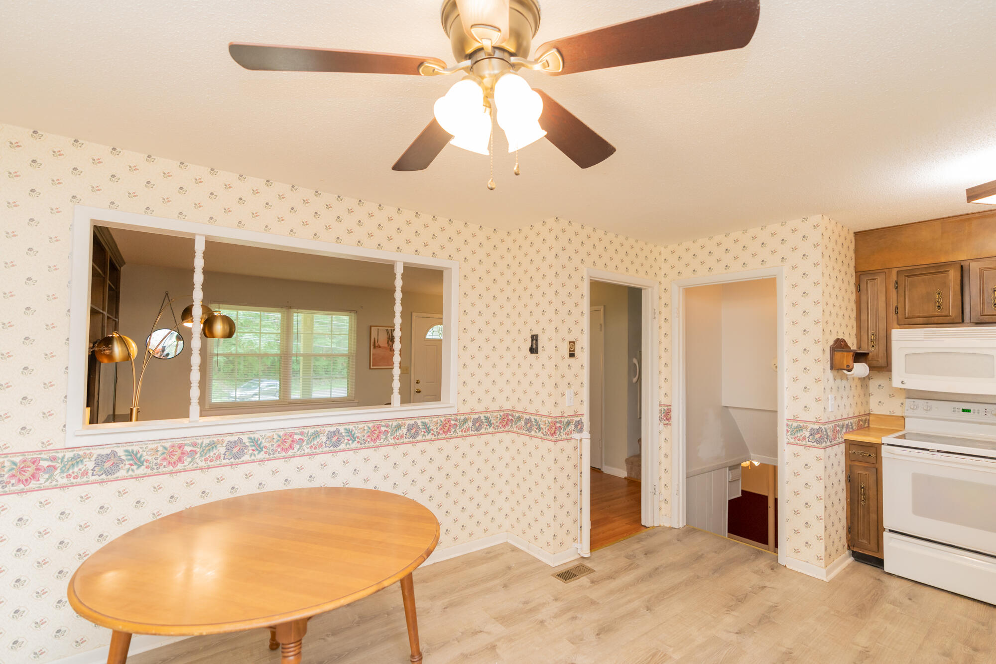 659 Clift Road Soddy Daisy, TN 37379 - Photo 9 of 48 659clift-27