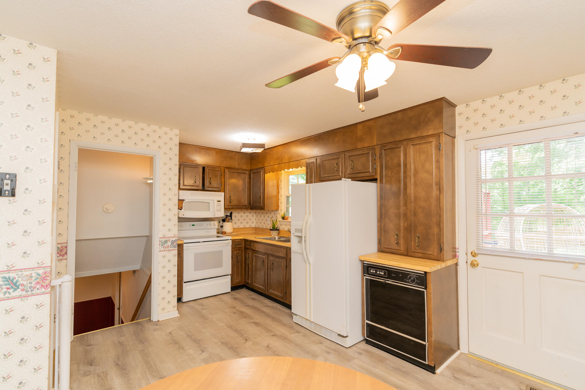 659 Clift Road Soddy Daisy, TN 37379 - Photo 10 of 48 659clift-26