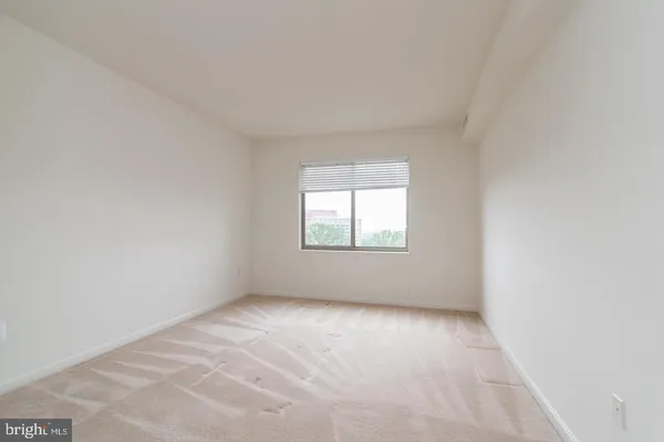 $1,200 | 19365 Cypress Ridge Terrace, Unit 918, Leesburg, VA 20176