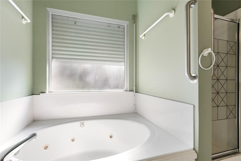 23532 Robert Road Mandeville, LA 70471 - Photo 12 of 29 Gallery Image 12