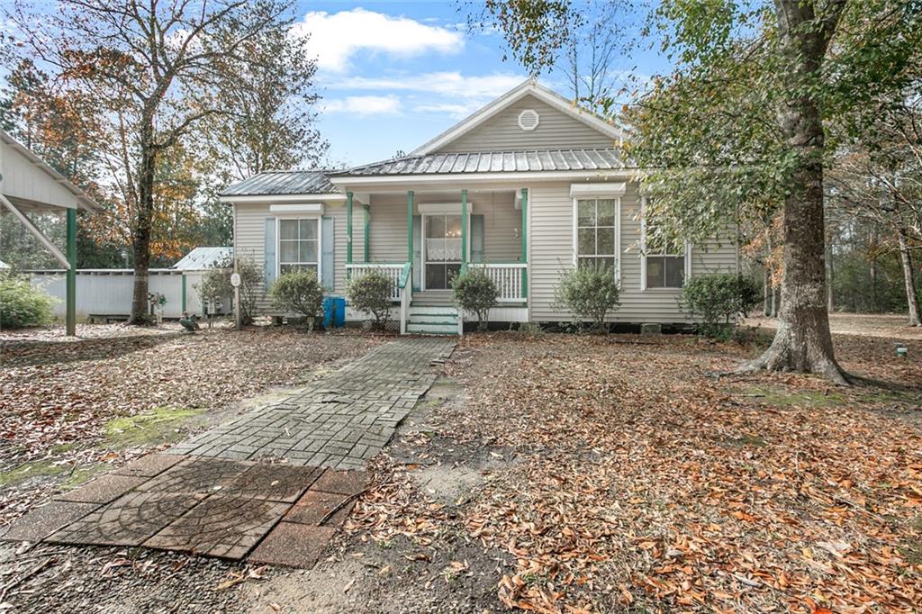 23532 Robert Road Mandeville, LA 70471 - Photo 3 of 29 Gallery Image 3