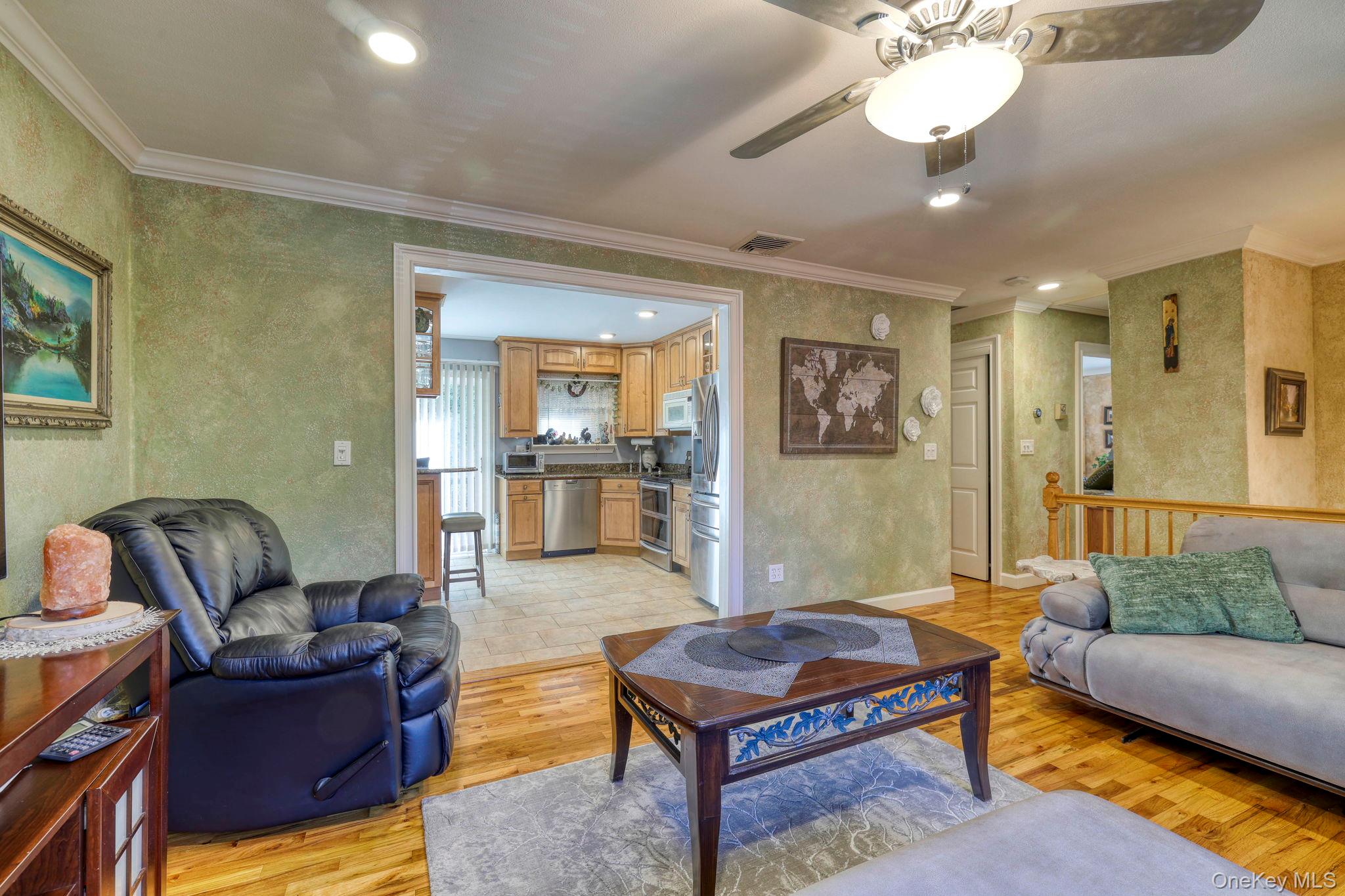 135 Barrett Hill Road Carmel, NY 10512 - Photo 5 of 37 a living room with furniture