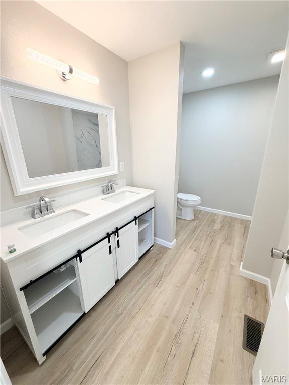 10377 Private Drive Rolla, MO 65401 - Photo 13 of 28