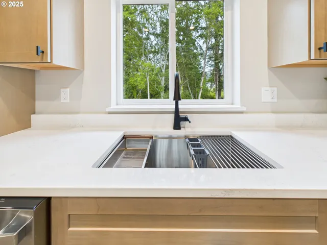 a view of outdoor space and window