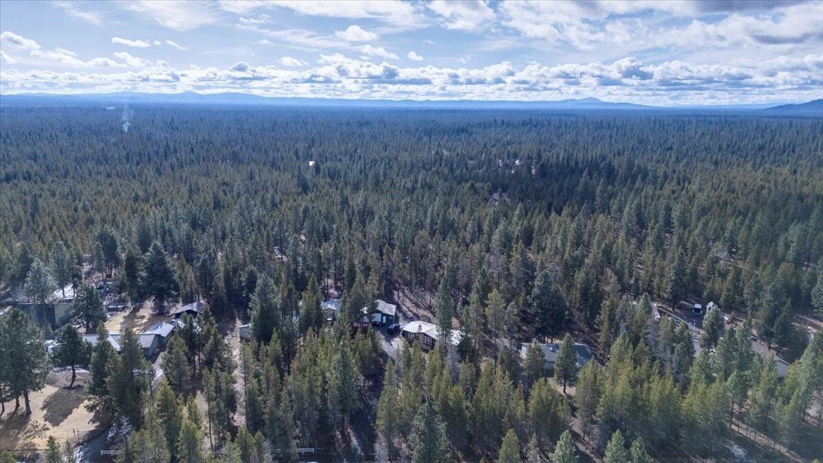 15461 Federal Road La Pine, OR 97739 - Photo 61 of 68 Backs to BLM with private access through your backyard.
