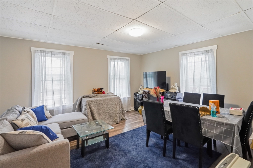 14 1/2 Hacker Street Worcester, MA 01603 - Photo 27 of 40