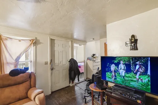 $874,995 | 14 1/2 Hacker Street, Worcester, MA 01603
