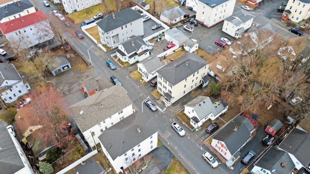 14 1/2 Hacker Street Worcester, MA 01603 - Photo 6 of 40