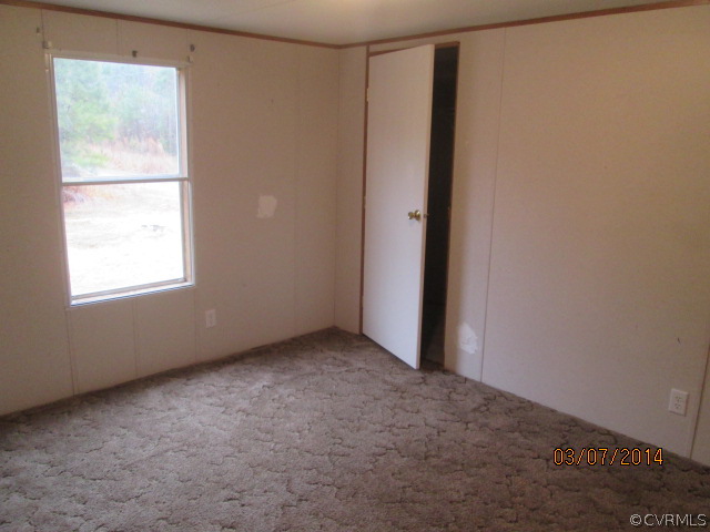 7292 Birch Island Road Wakefield, VA 23888 - Photo 8 of 10 Gallery Image 8