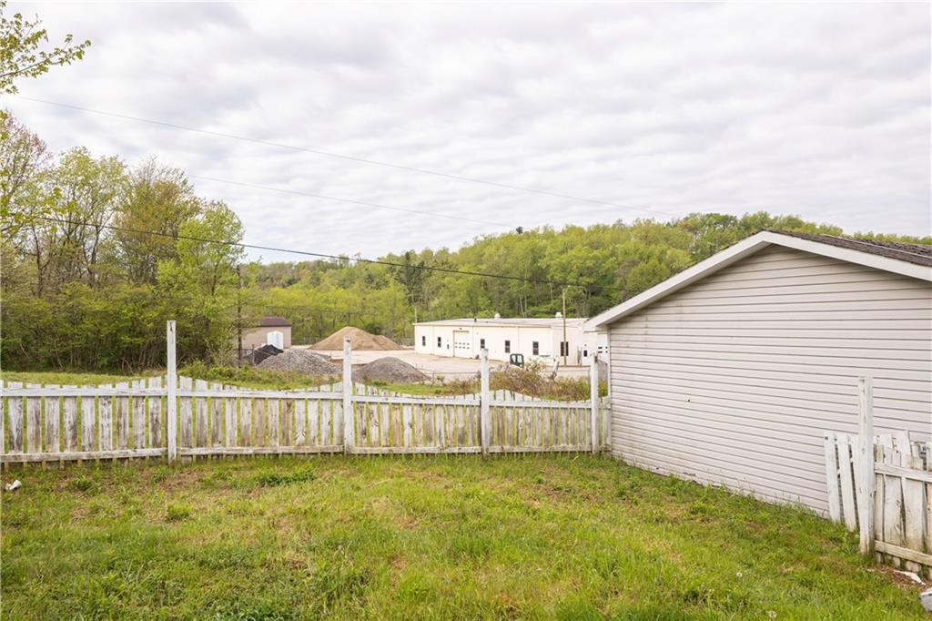 514 Kings Road Apollo, PA 15613 - Photo 30 of 33 a view of a garden with a small house