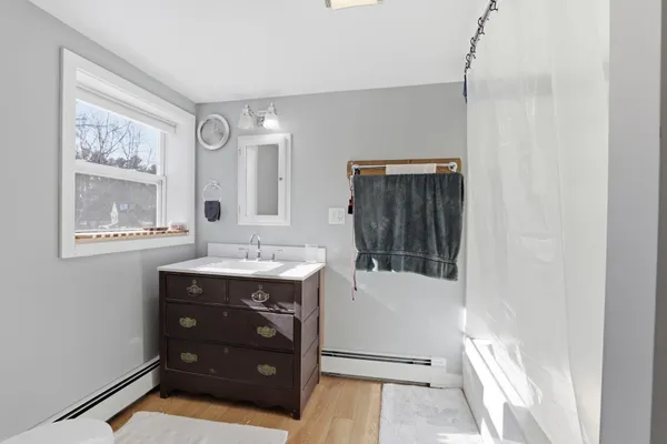 $675,000 | 25 Pepperell Road, Brookline, NH 03033