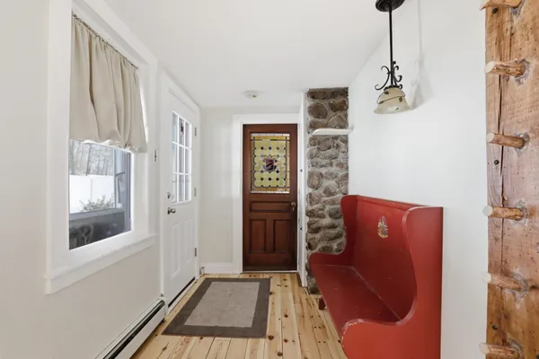 $675,000 | 25 Pepperell Road, Brookline, NH 03033