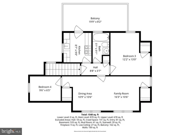 a picture of a wall with a white wall