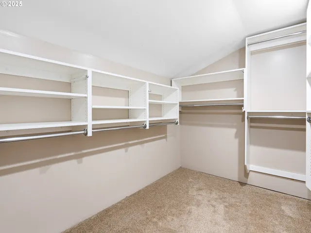 $599,900 | 1520 12th Street, Oregon City, OR 97045