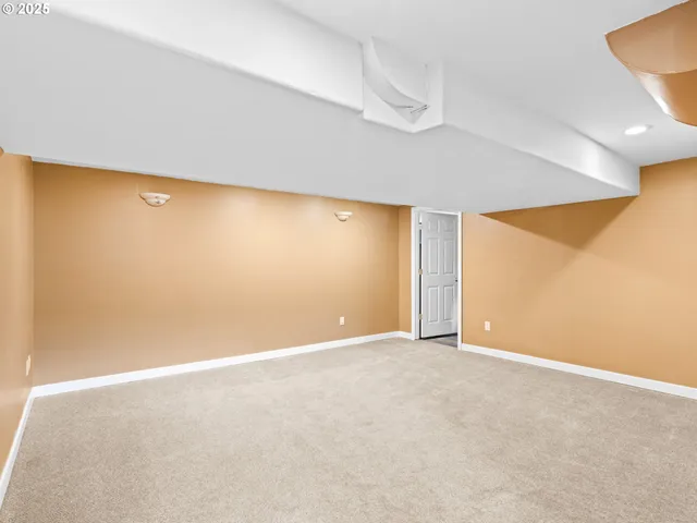 $599,900 | 1520 12th Street, Oregon City, OR 97045