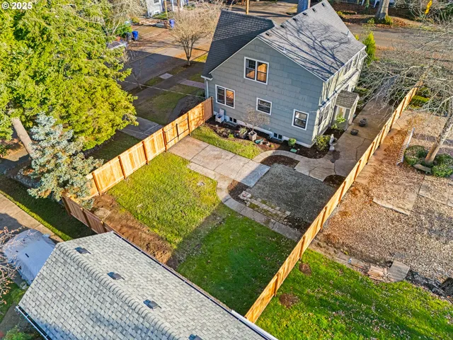 $599,900 | 1520 12th Street, Oregon City, OR 97045